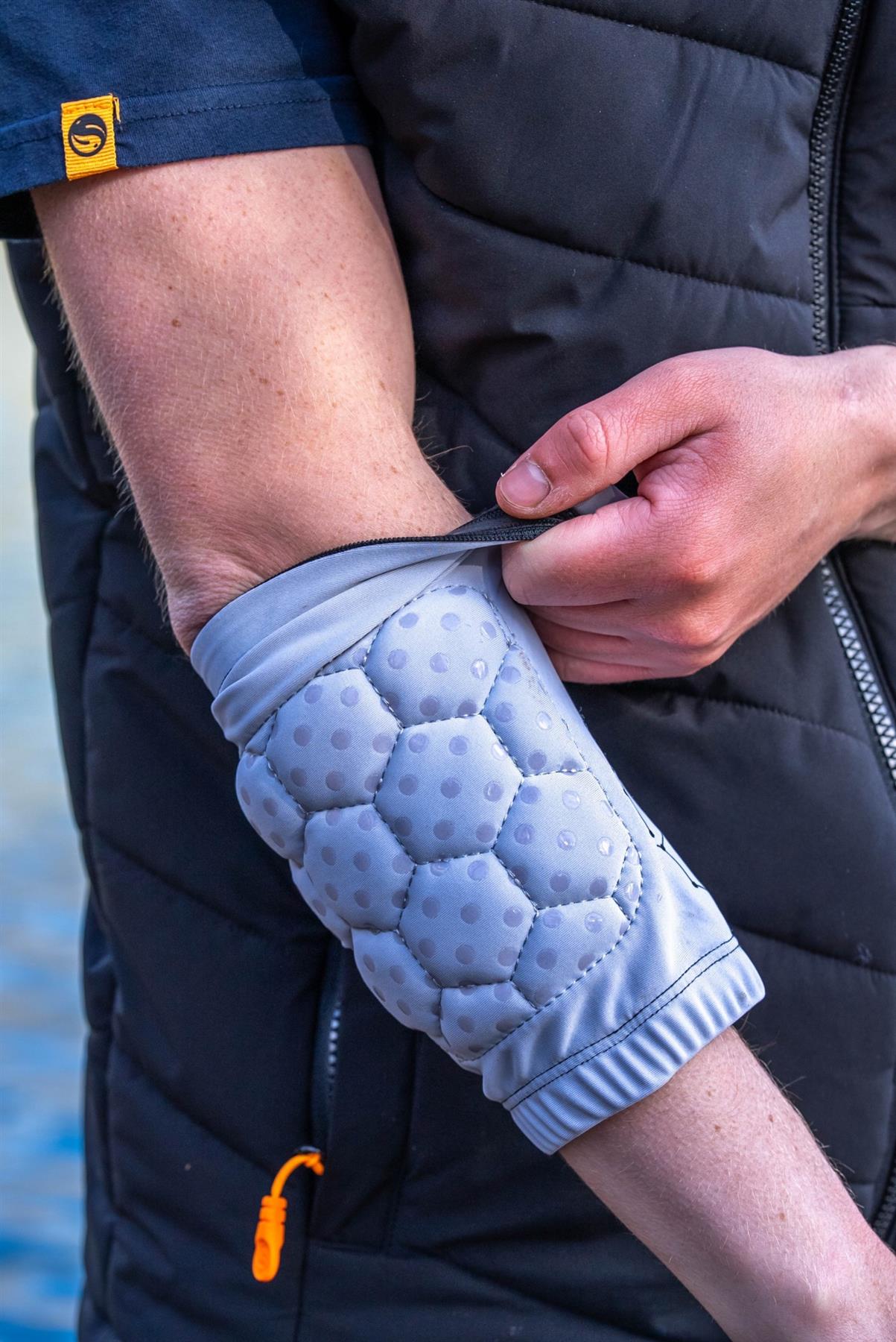 Guru Pro Brace Elbow Support